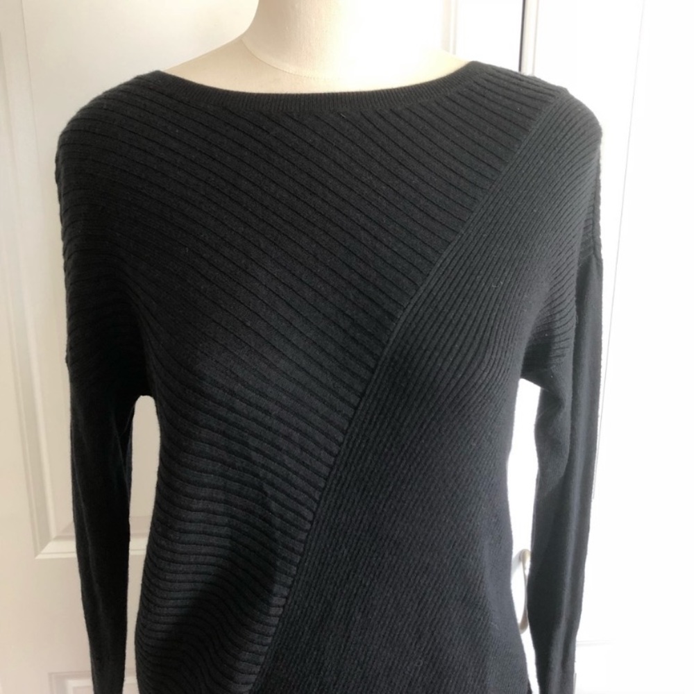 Express Ribbed Asymmetrical Hi-Low Tunic - Picture 4 of 8